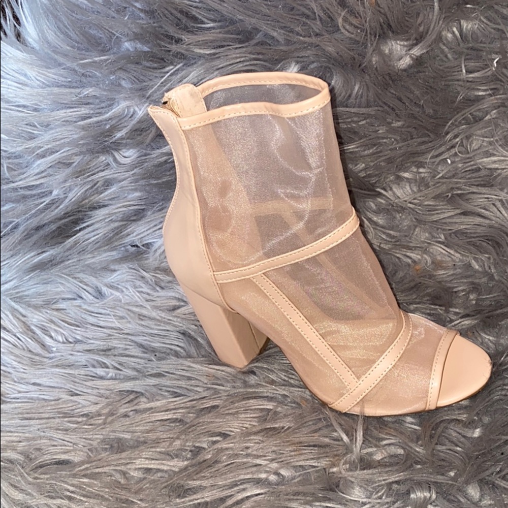 Transparent bootie
